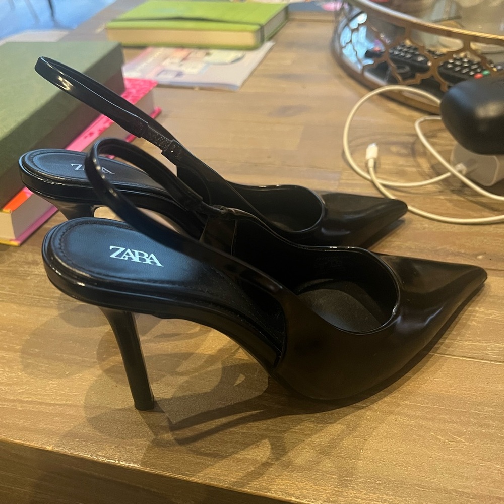 Zara Black Strappy Shoes Size 6.5 - Like New!